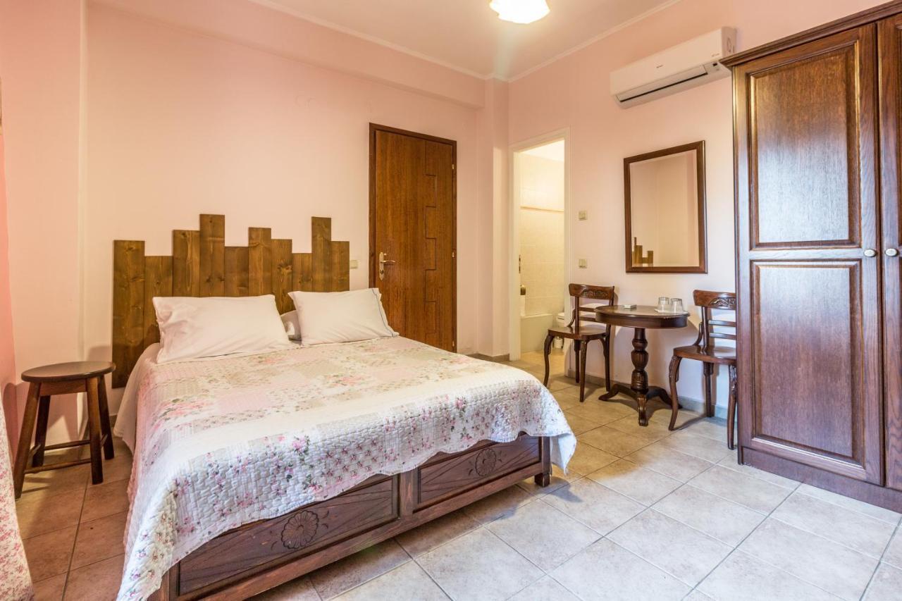 Triantafillies Guesthouse Portariá Esterno foto
